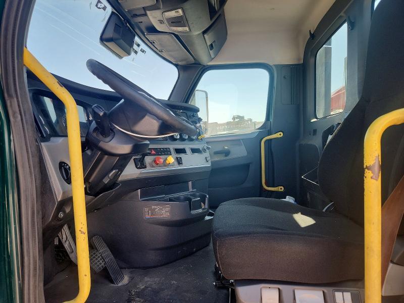 2021 Freightliner Cascadia 1-Semi Truck