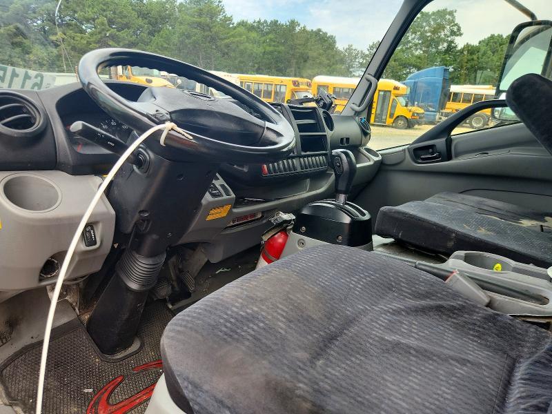 2018 Hino 195 BOX Truck