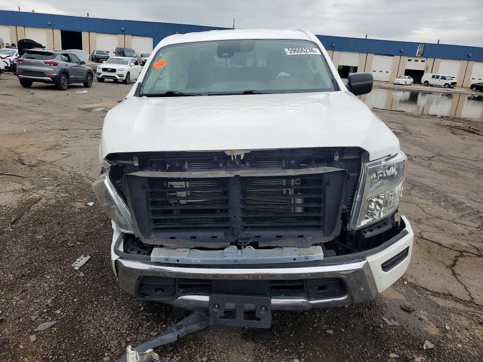 2022 Nissan Titan S