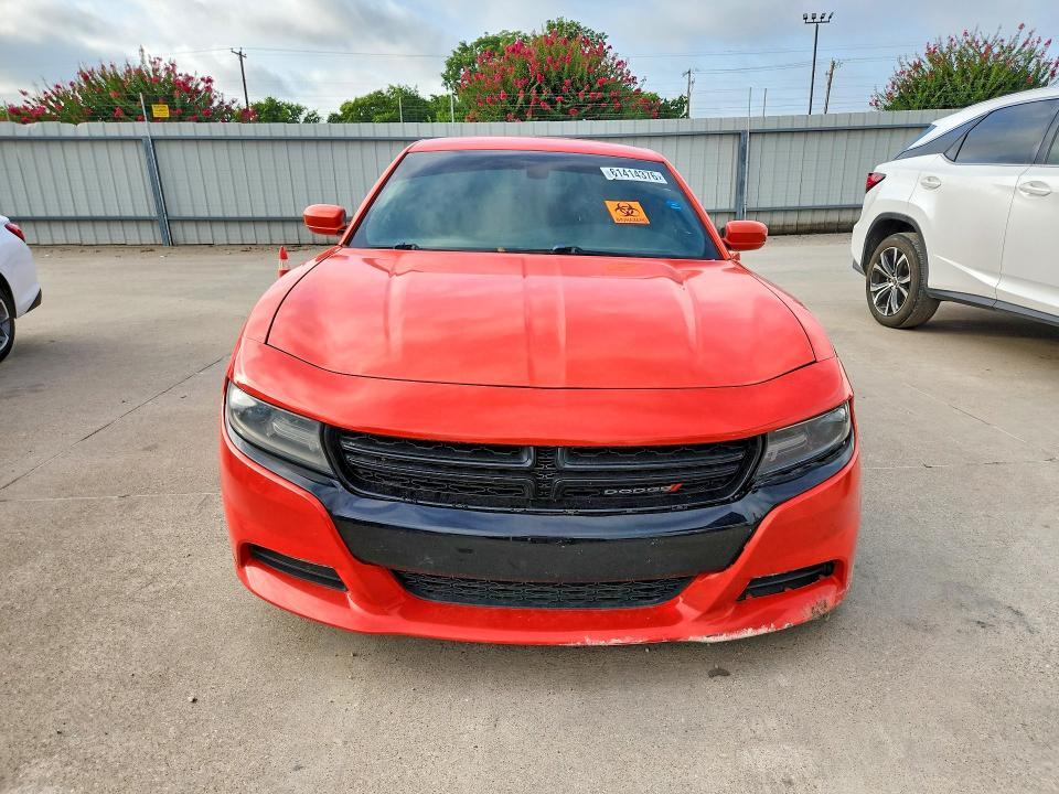 2016 Dodge Charger sxt