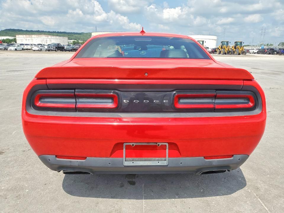2015 Dodge Challenger sxt Plus