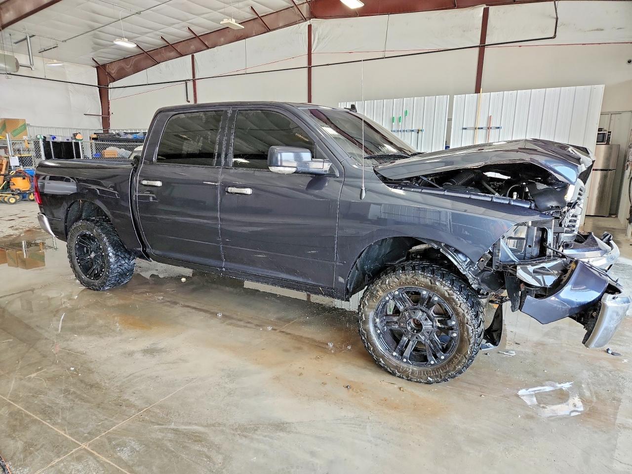 2018 Dodge RAM 1500 SLT