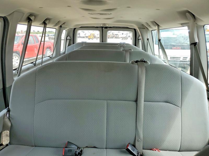 2009 Ford Econoline E350 Super Duty Wagon