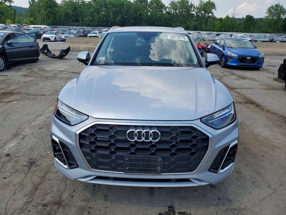2023 Audi Q5 e Premium 55