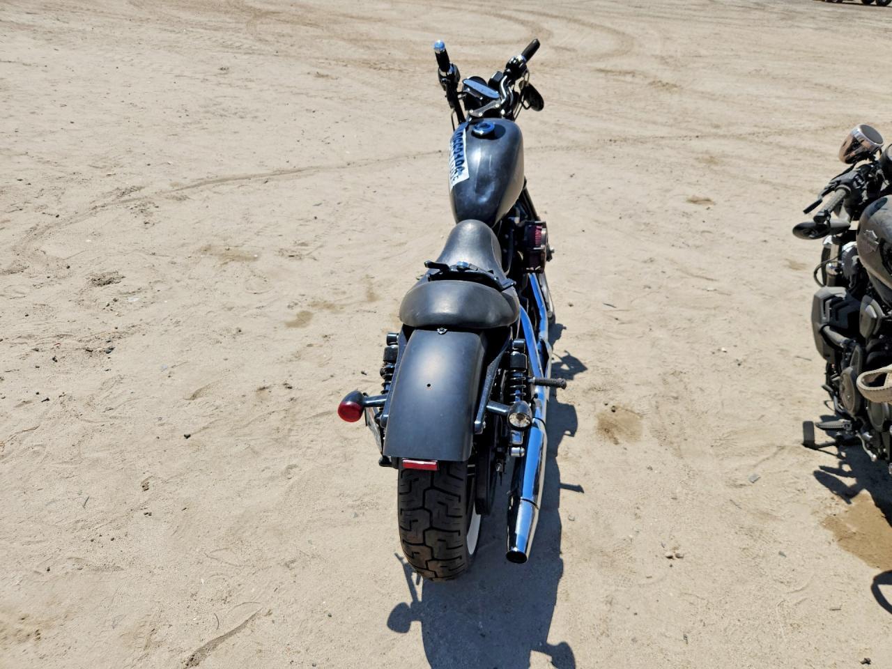 2015 Harley-Davidson XL883 Iron 883