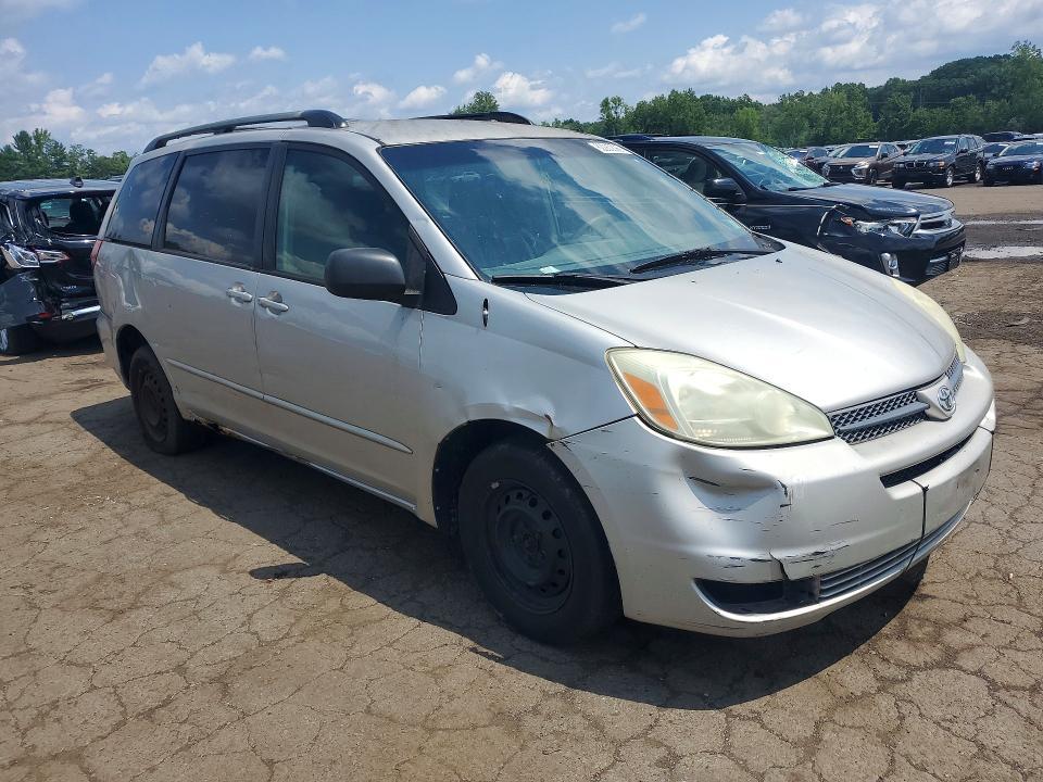2004 Toyota Sienna le 7 Passenger