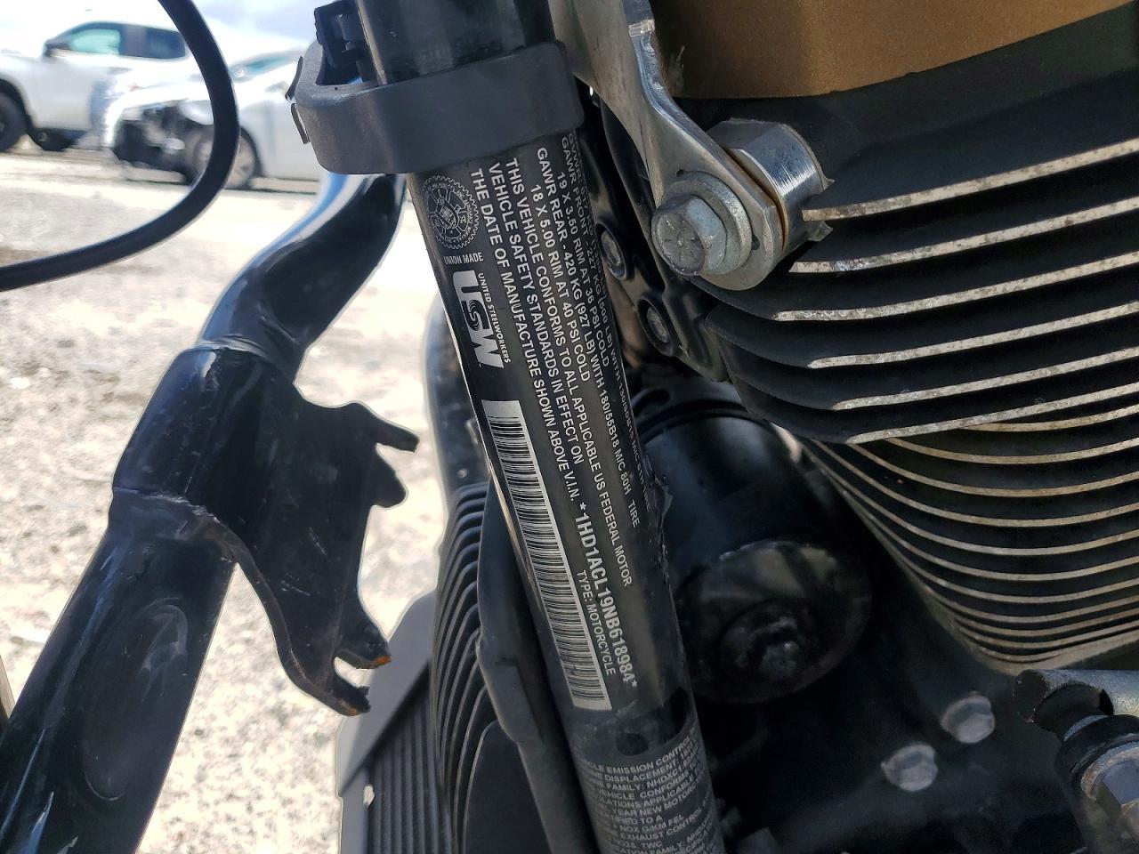 2022 Harley-Davidson Fltrxst