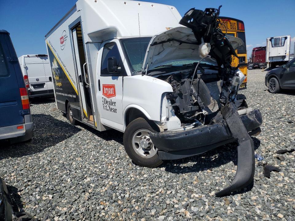 2021 Chevrolet Express Delivery Truck