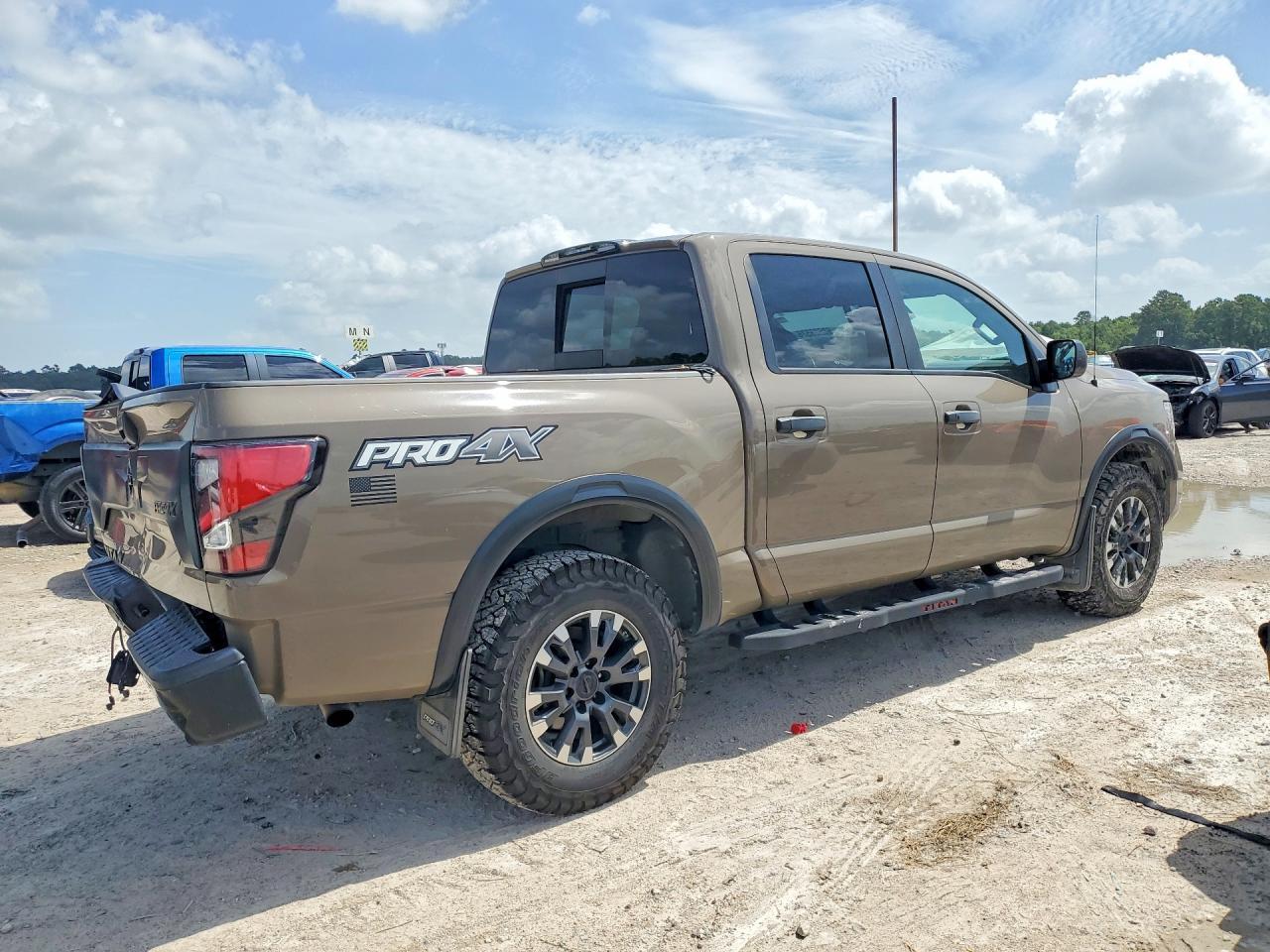 2021 Nissan Titan PRO-4X