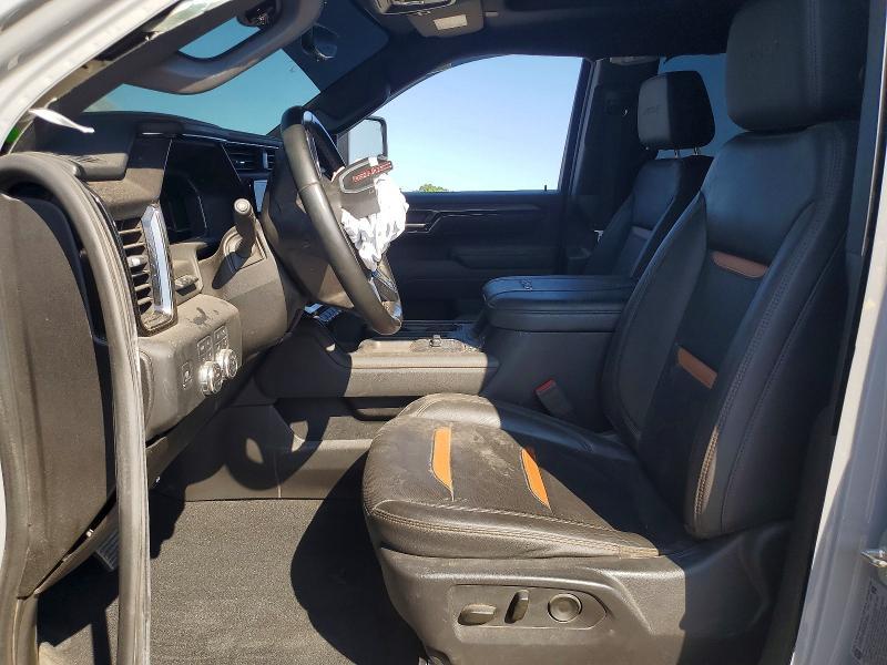 2025 GMC Sierra K3500 AT4