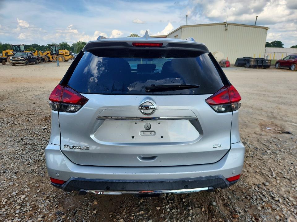 2019 Nissan Rogue sv