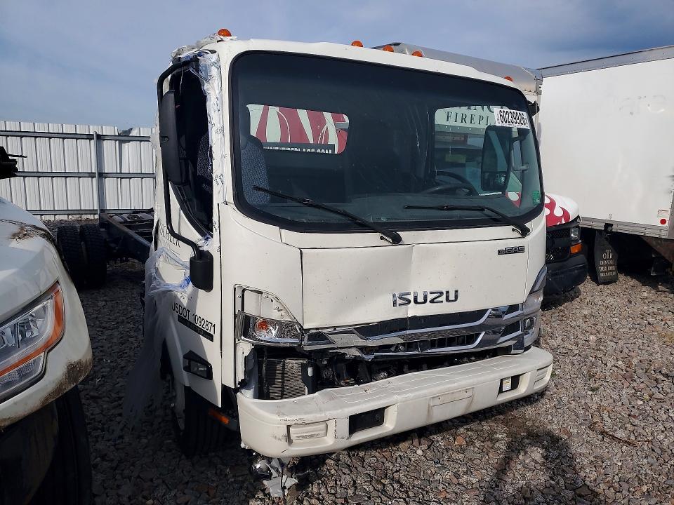 2023 Isuzu Npr hd