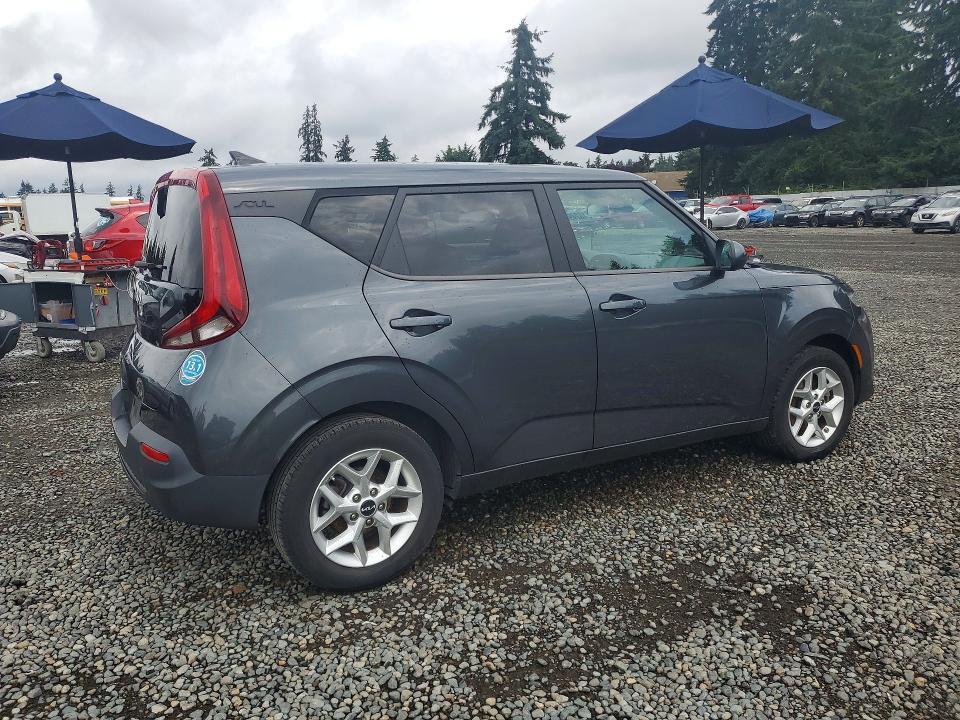 2022 KIA Soul lx