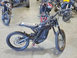 Motos reportados por vandalismo a la venta en subasta: 2024 Surron Light BEE
