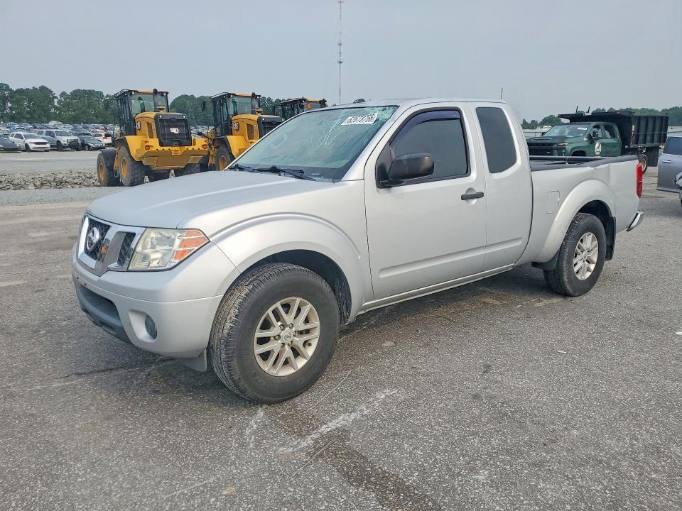 2015 Nissan Frontier sv