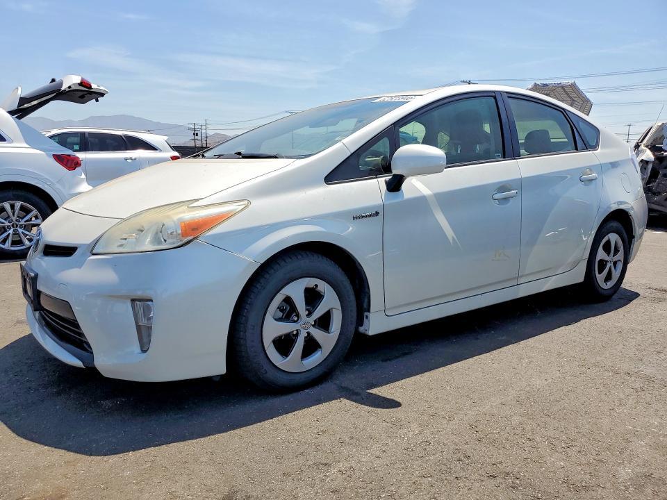 2015 Toyota Prius Three