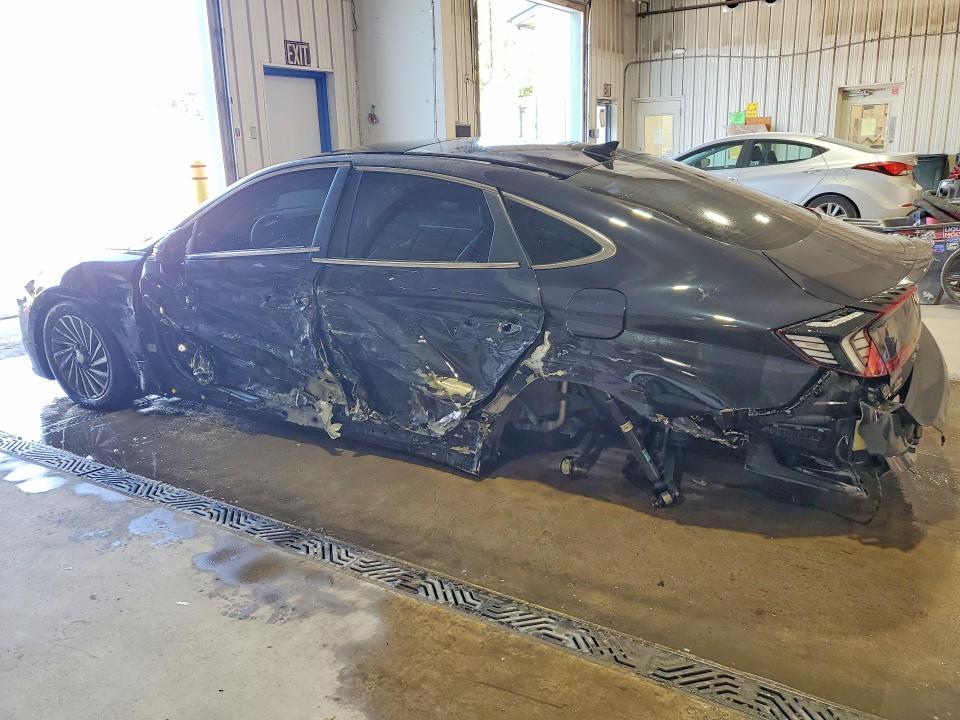 2023 Hyundai Sonata Hybrid Limited