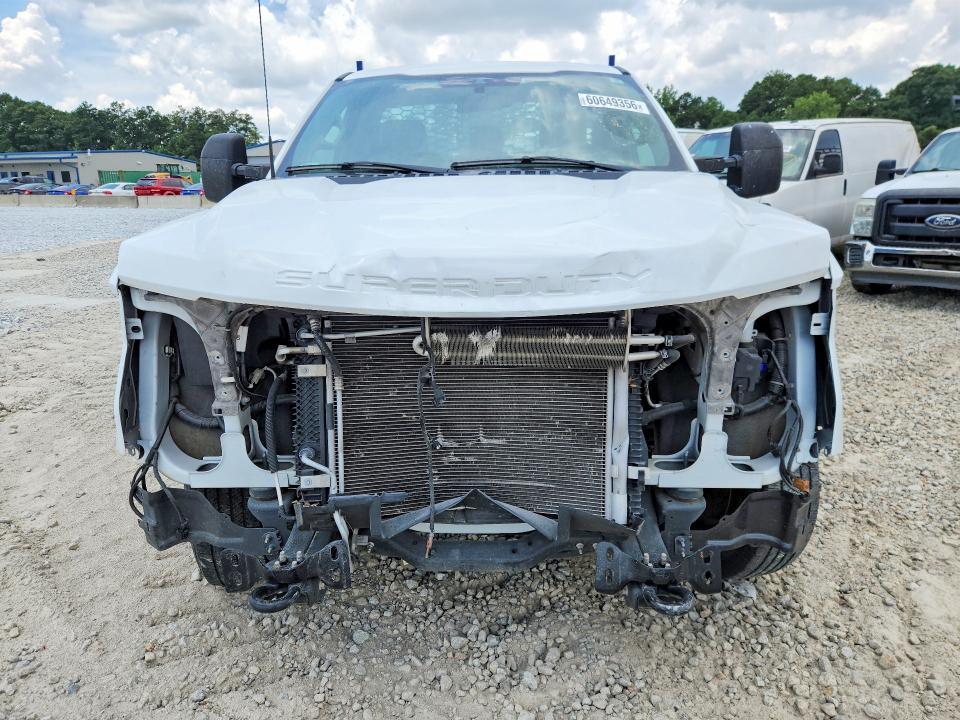 2022 Ford F250 Super Duty Dump Truck