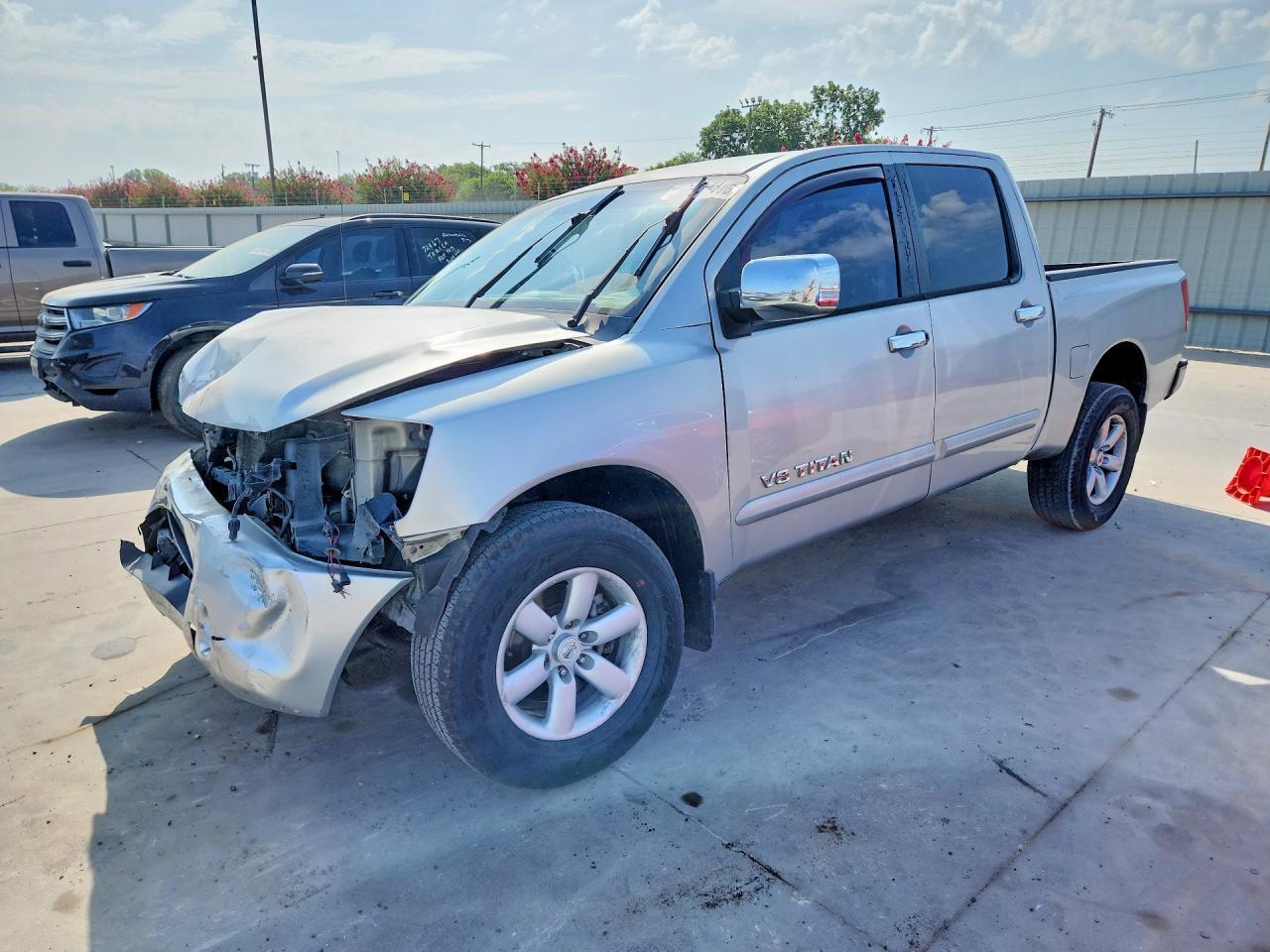 2011 Nissan Titan SV
