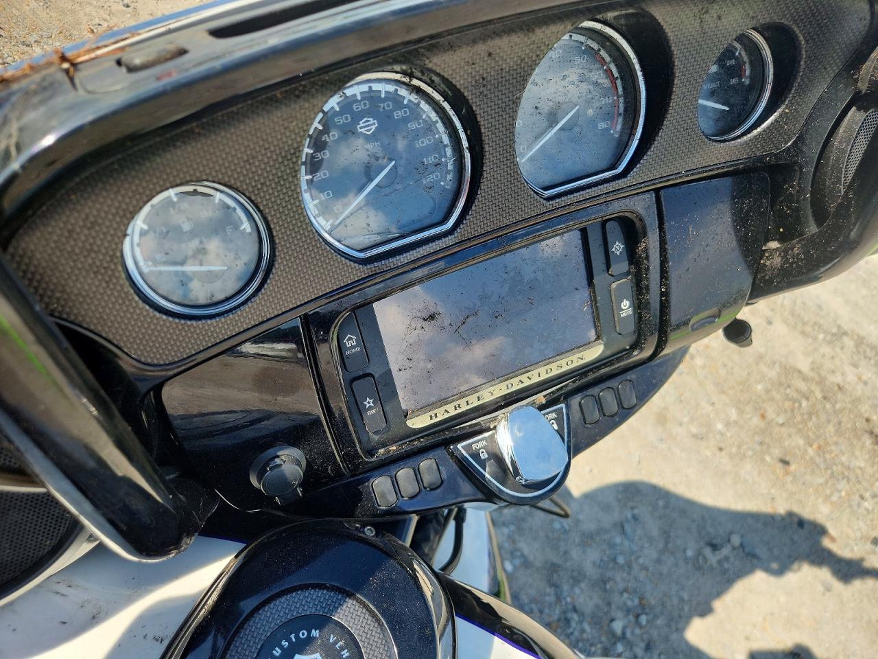 2016 Harley-Davidson Flhxse CVO Street Glide