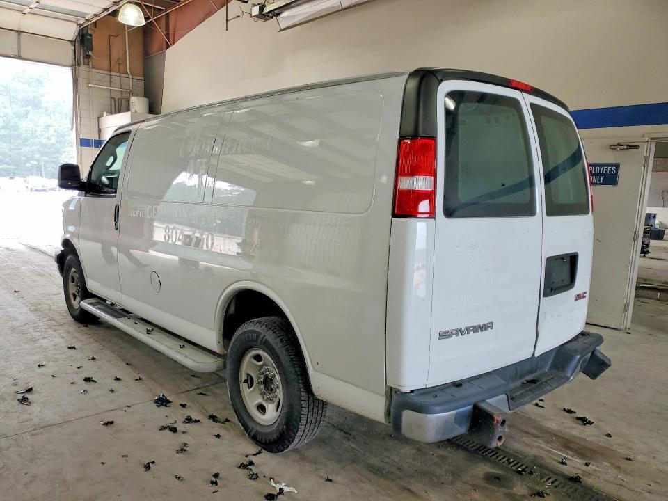 2022 GMC Savana G2500