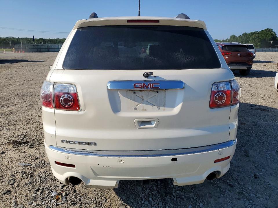 2012 GMC Acadia Denali