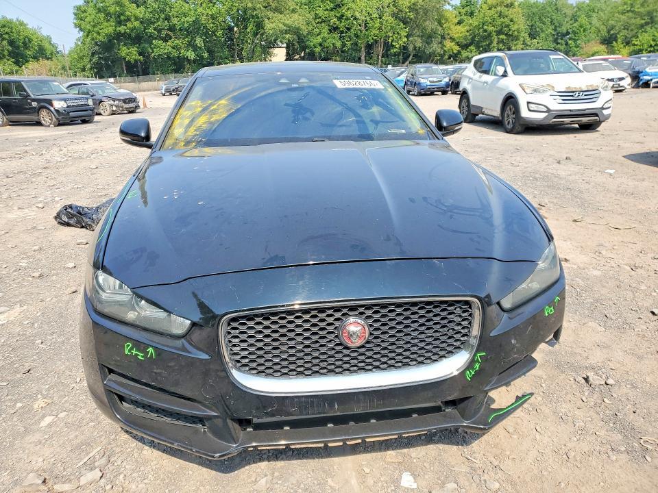 2017 Jaguar XE