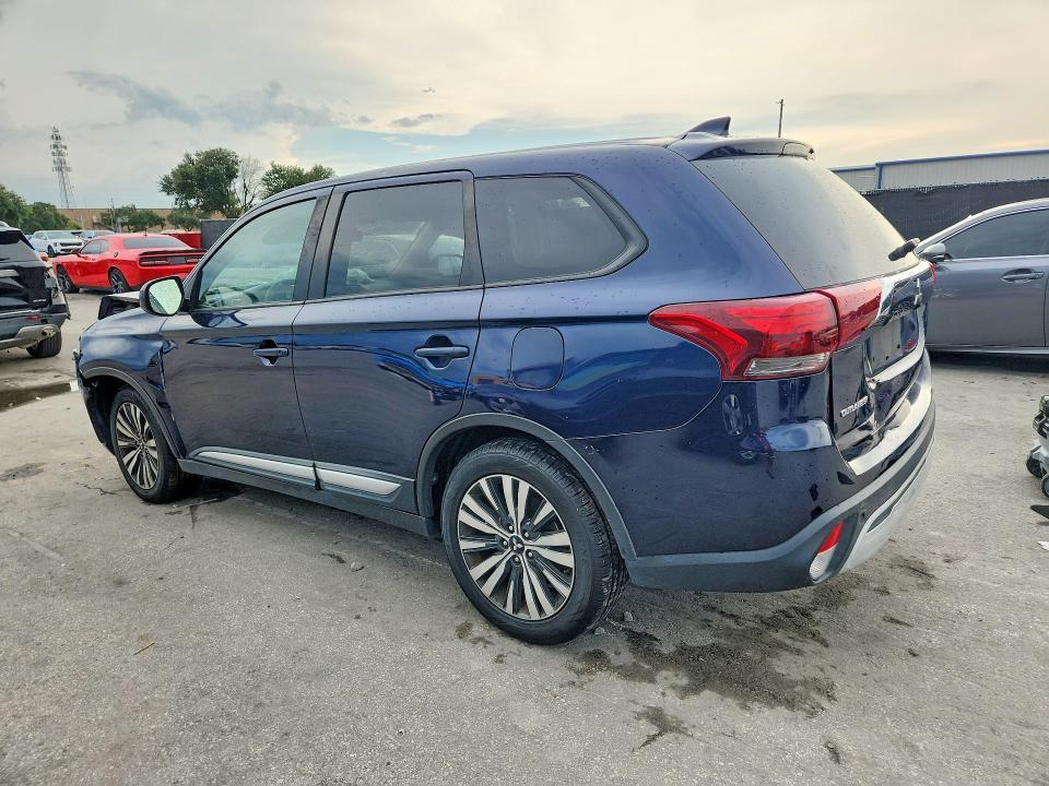 2020 Mitsubishi Outlander ES