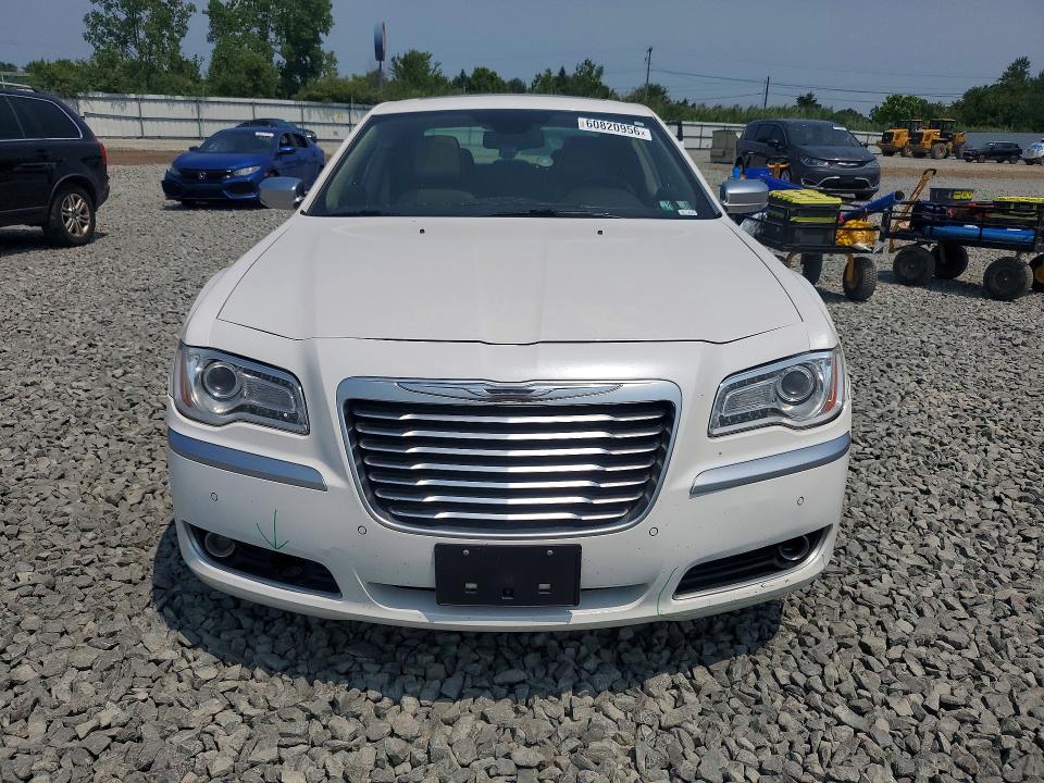 2013 Chrysler 300c Luxury