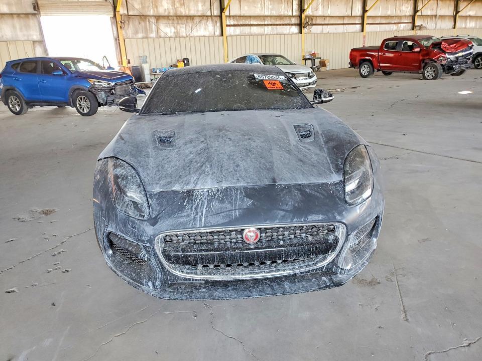 2019 Jaguar F-type r