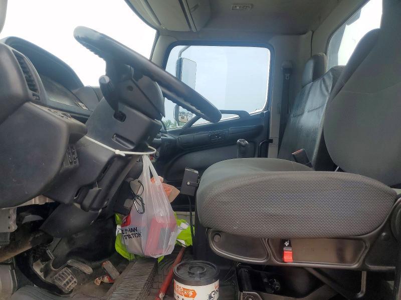 2015 Hino 258 268