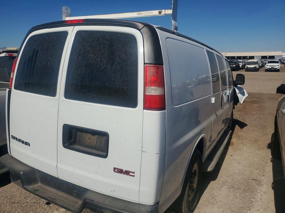 2017 GMC Savana G2500