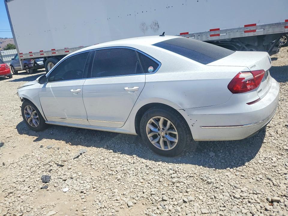 2016 Volkswagen Passat s