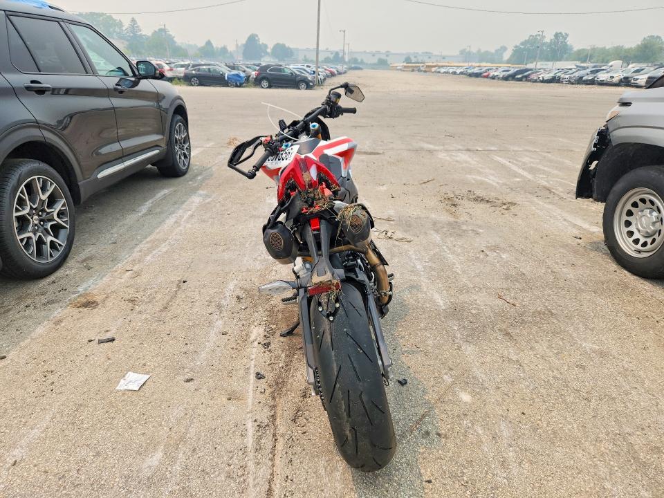 2026 Ducati Hypermotard (HYM)