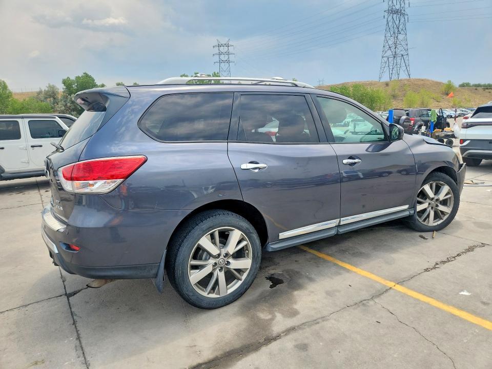 2014 Nissan Pathfinder s