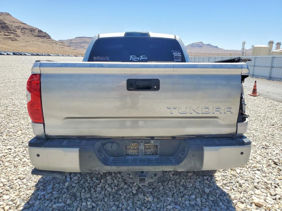 2017 Toyota Tundra SR5