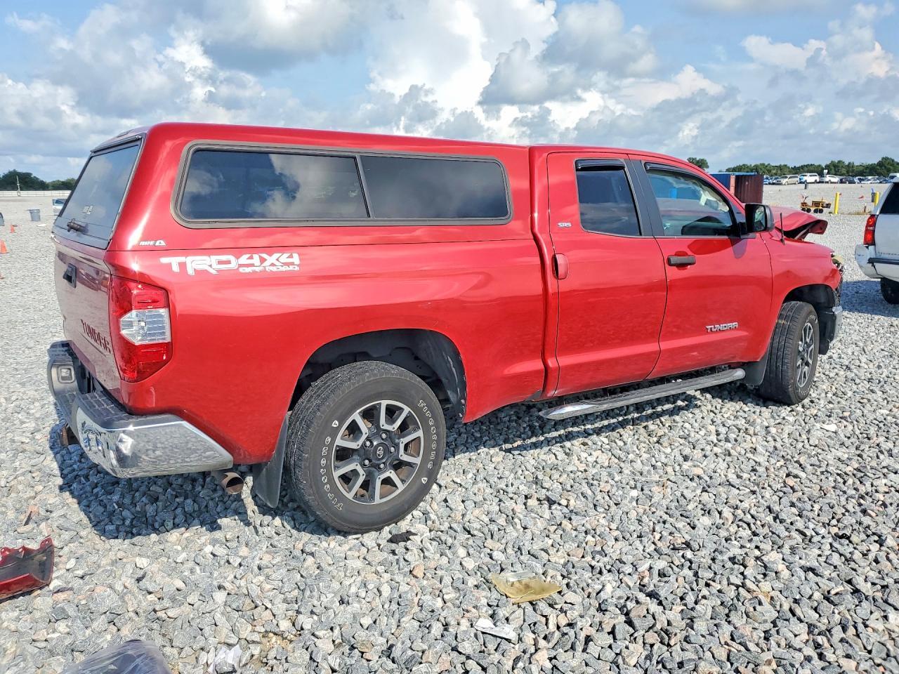 2017 Toyota Tundra SR5