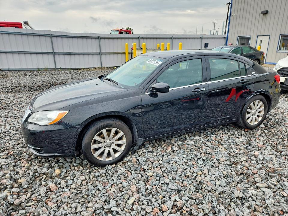 2013 Chrysler 200 Touring