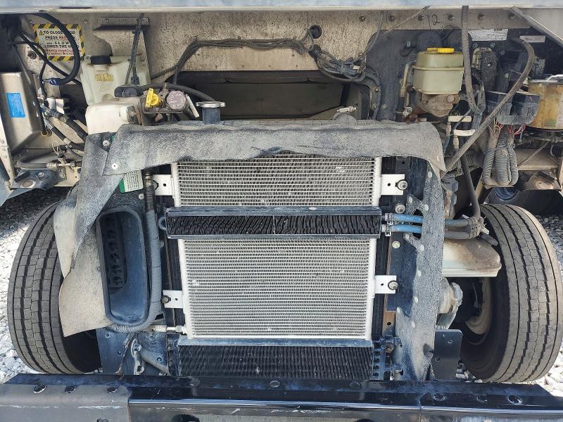 2020 Freightliner MT45G Chassis Delivery Truck