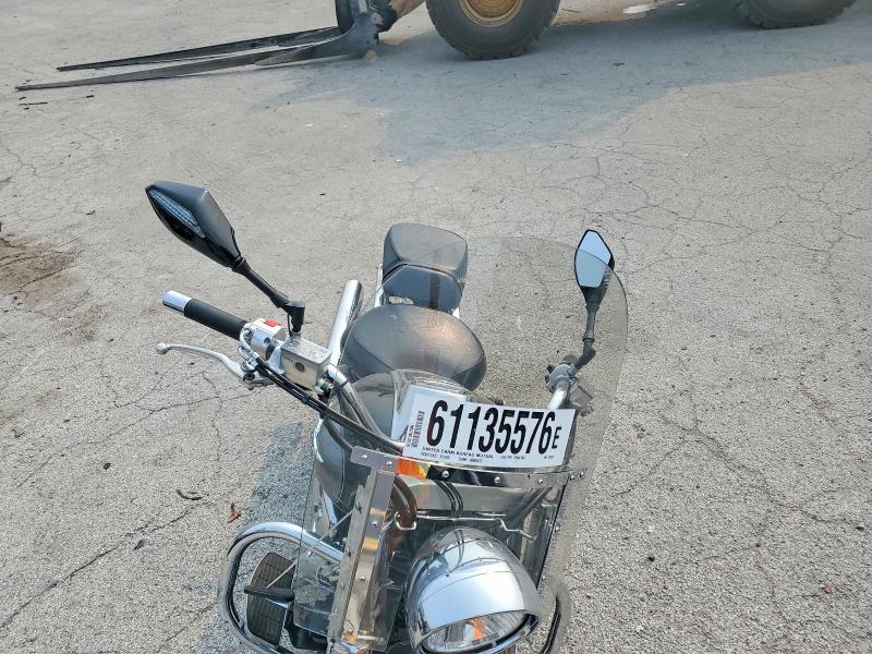 2005 Suzuki C90