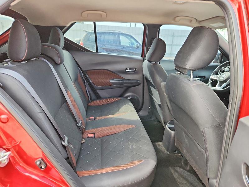 2019 Nissan Kicks sr