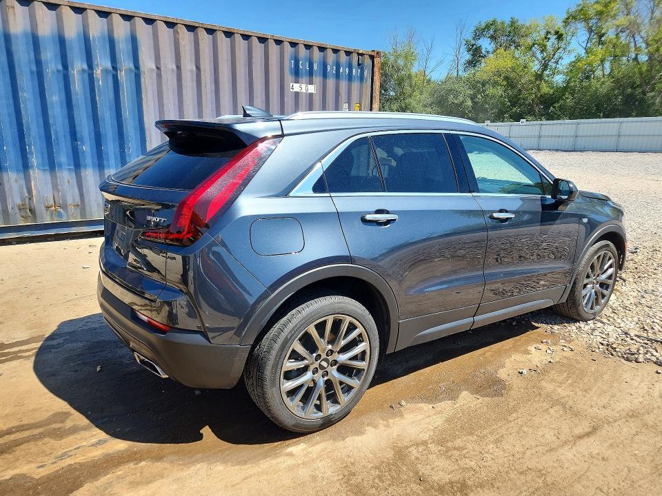 2021 Cadillac XT4 Luxury