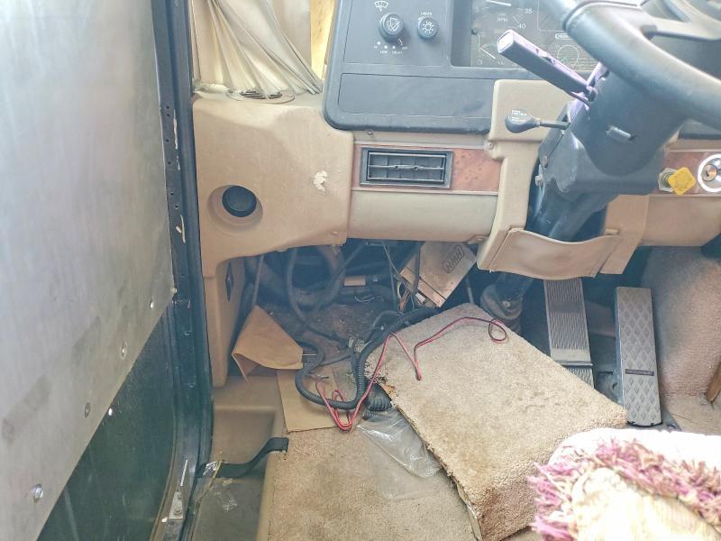 1996 Winnibago 1996 Freightliner XC Chassis RV
