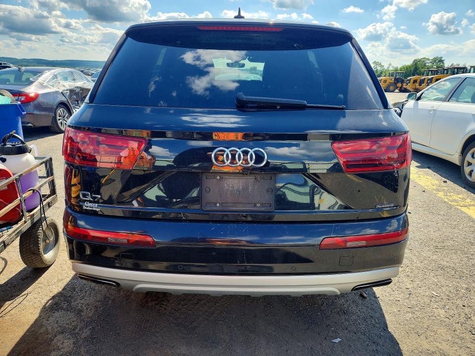 2017 Audi Q7 Premium Plus