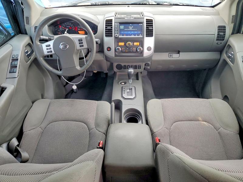 2021 Nissan Frontier SV