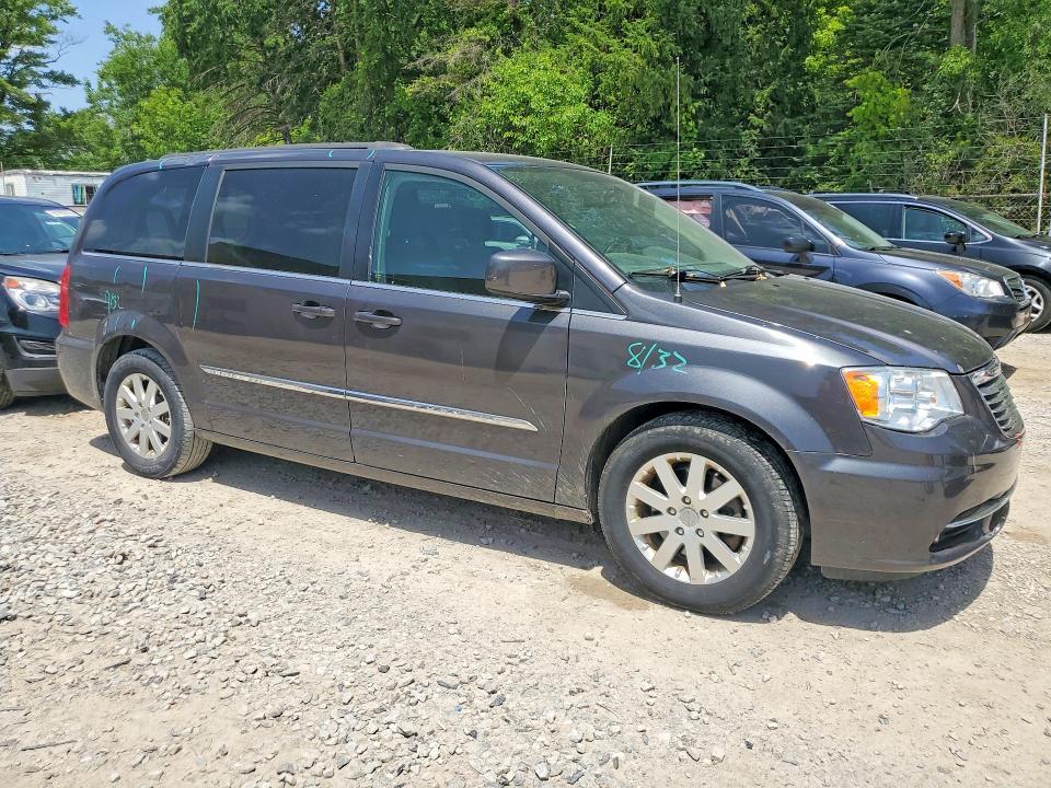 2015 Chrysler Town & Country Touring