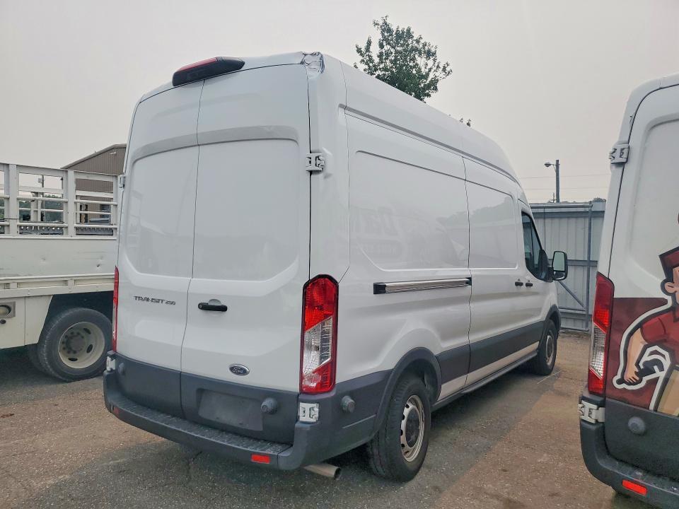 2020 Ford Transit T-250