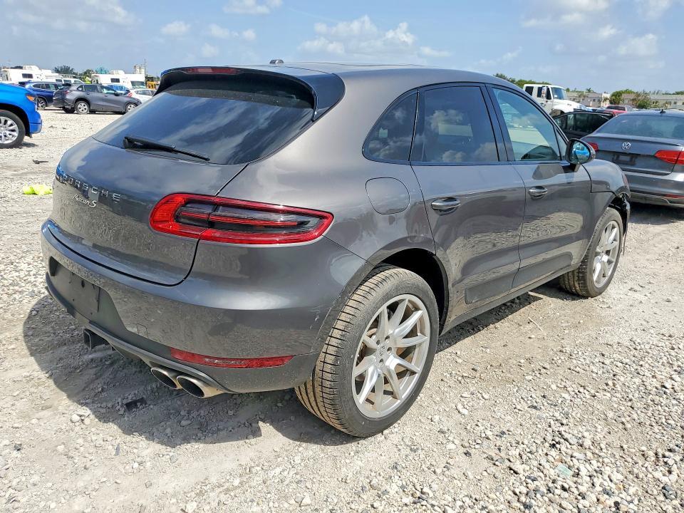 2016 Porsche Macan s