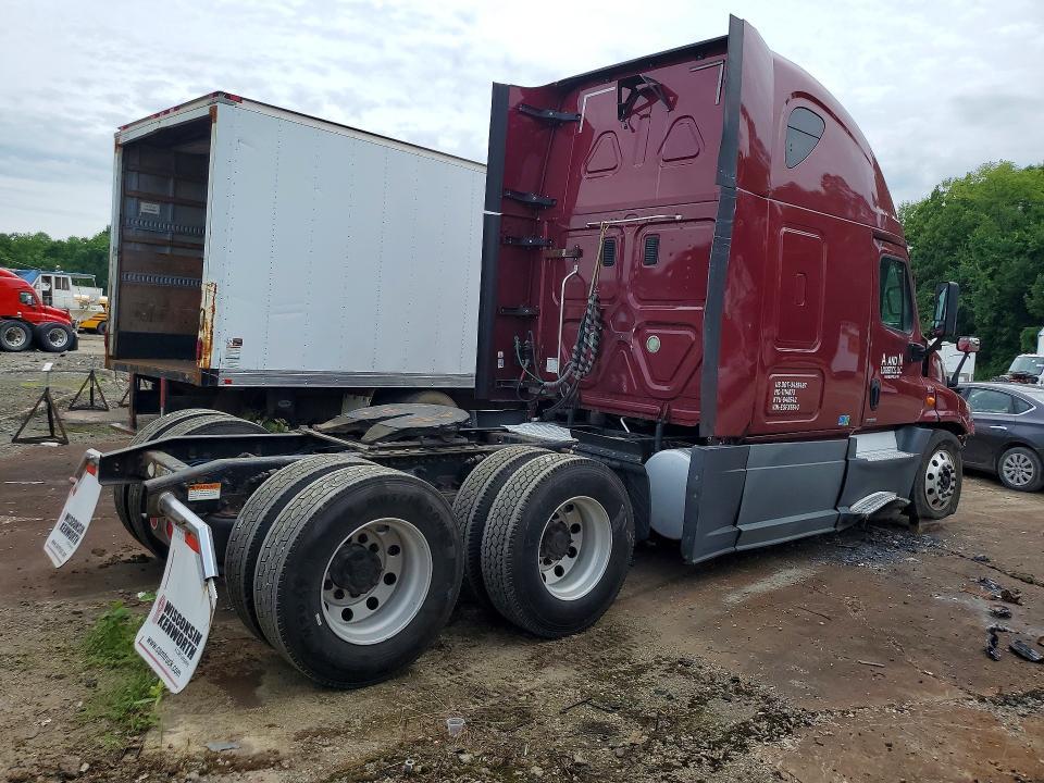 2014 Freightliner Cascadia 125