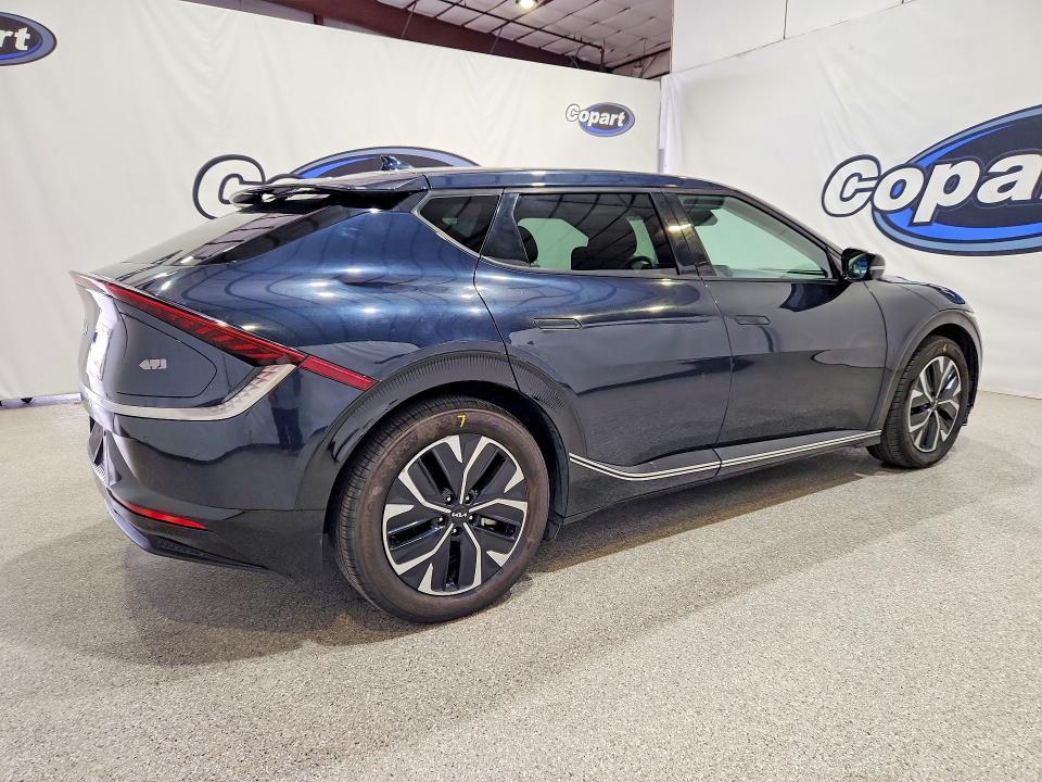 2023 KIA EV6 Wind